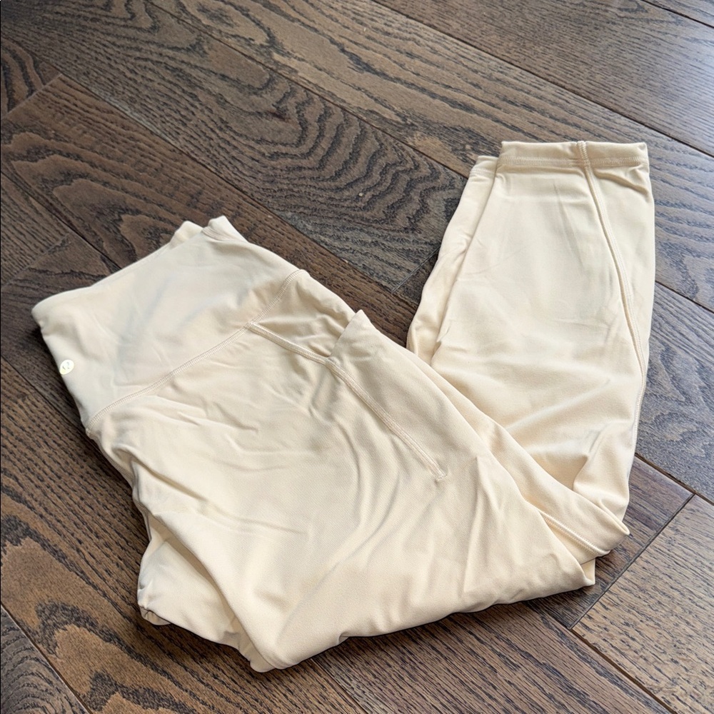 Lululemon Align high-rise leggings 25” cream bone maternity friendly size 12 - Picture 3 of 12